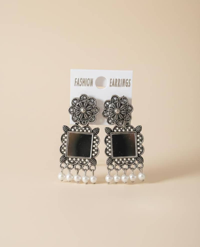 Earrings 11