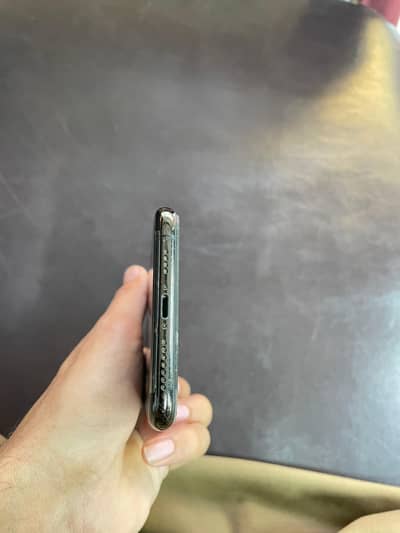 11promax 256GB jv all Okay just battery service. .