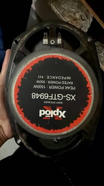 Sony xplod good condition ma h awas b sei h achi h