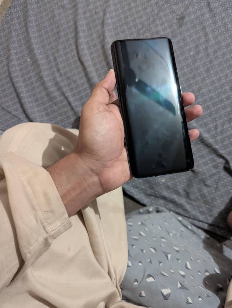 oneplus 7pro Read complete description 2