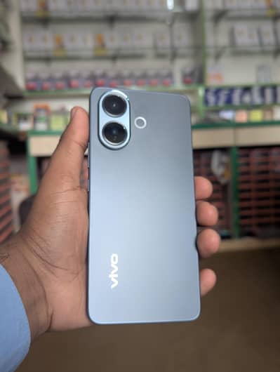 vivo v 60 lite 5g 12+12 256gb 10 months warranty