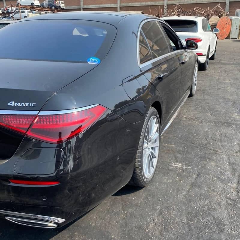 Mercedes Benz S 580e 2