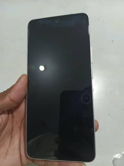 Vivo y400. . . . 8+8gb. 256. my contact. 03044793489