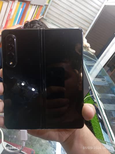 Samsung galaxy z fold 3