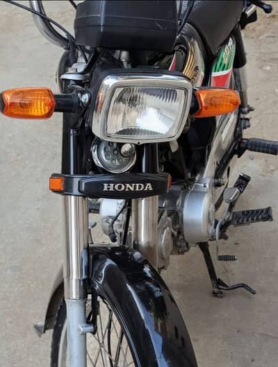 Honda cd 70 2017 original bike all OK hyderabad number