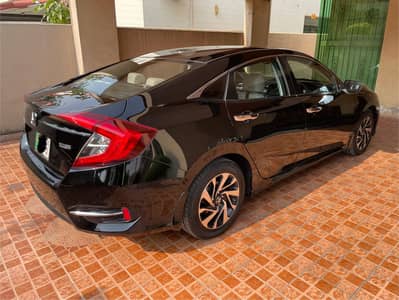 Honda Civic Turbo 2016-A