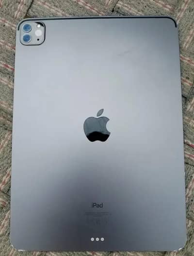 IPAD PRO M2 Chip Tablet 2023 model urgently Sale