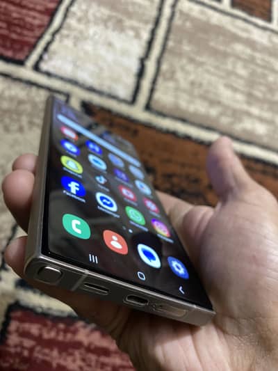 Samsung Galaxy S24 Ultra 12/256 NonPTA Titanium Gray 10/10 Condition