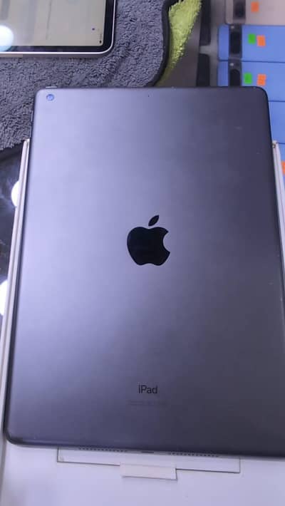 Ipad mini 5 Tablet 9Generation dition good touch working urgently Sale