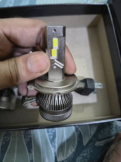 1 pair hid 1 pair led