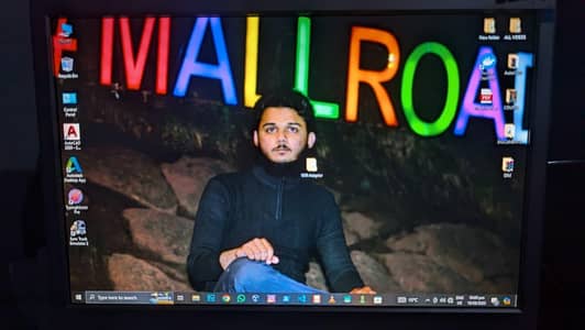 HP Z240 Small Form Factor (SFF) Workstation