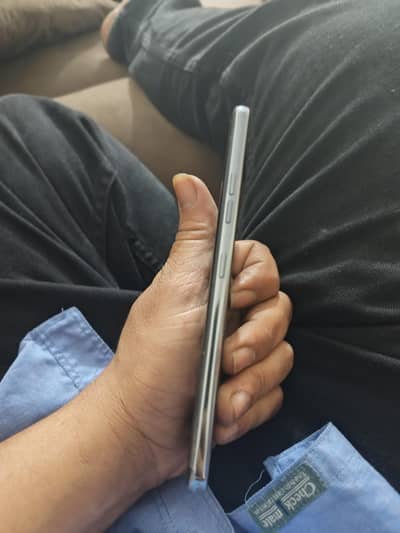 lg g7 thinq 4/64 snapdragon 845 60fps pubg