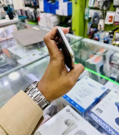 I phone x 256 GB My Whatsapp Number 0334*4278*291