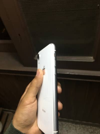 Iphone Xr non pta sim locked(jv) 03478590918