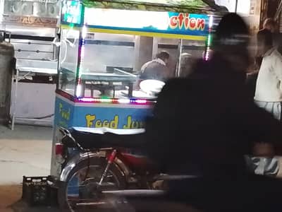 burger and shawarma counter 10/10 condition for sale