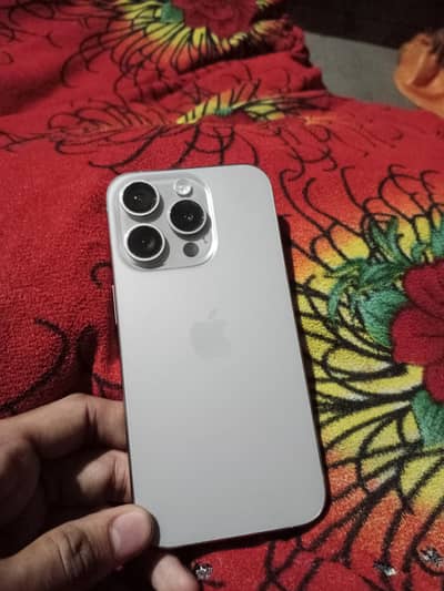 i phone 15 pro 256 gb natural titanium jv