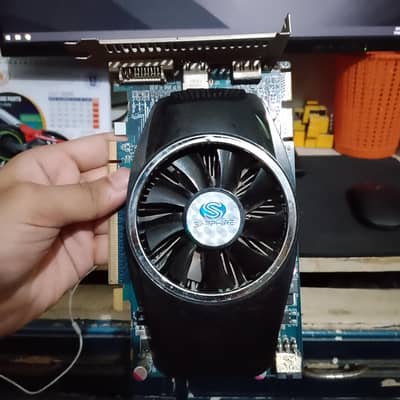 Amd Radeon 6700 hd. . . . 1gb. . DDR5