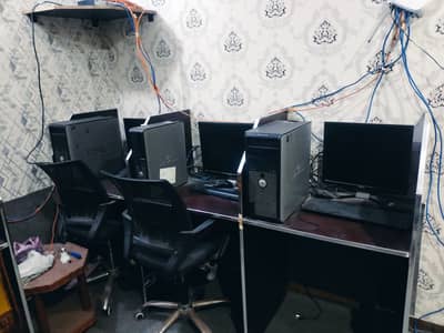 Dasa Dard computer Dell or LCD keyboard mouse headphone lakadi ke cab