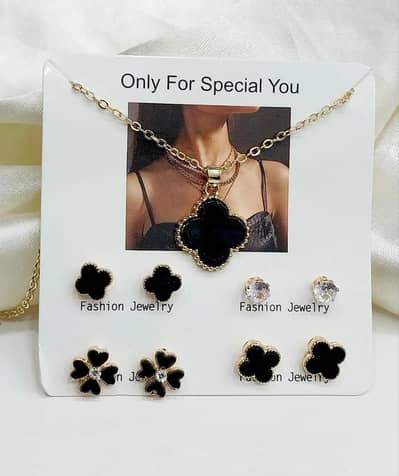 4 PCs artificial stone necklace and bracelet set