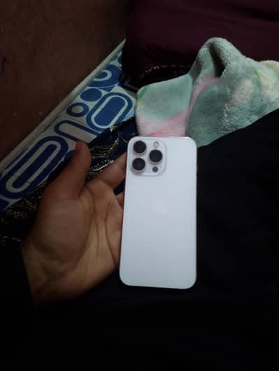 iPhone 13pro factory unlock 256gb water pack