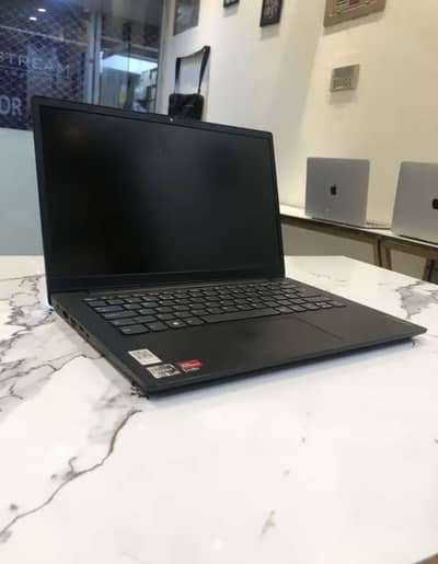 Ryzen 5 5500u v14 gen 2 lenovo ideapad latest series i7.12th genration