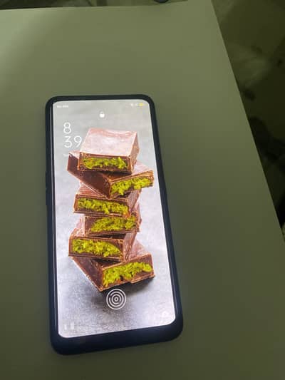 Oppo Reno 2Z.   8 gb Ram /256 Gb memory