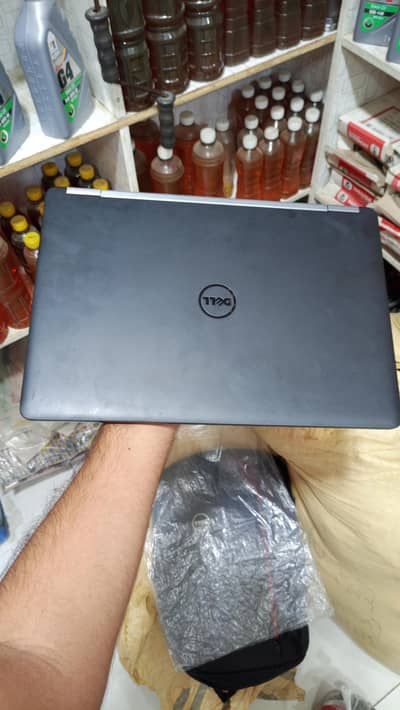 Dell Latitude Core i7 6 Generation better than HP lenovo