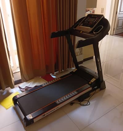NEW TREADMILL FOR SALE! 100% CONDITION