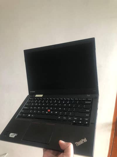 Lenovo ( Laptop )