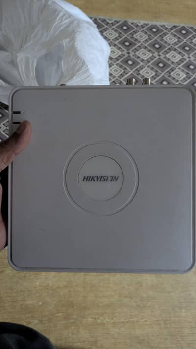 hikevison camera with DVR see pictures