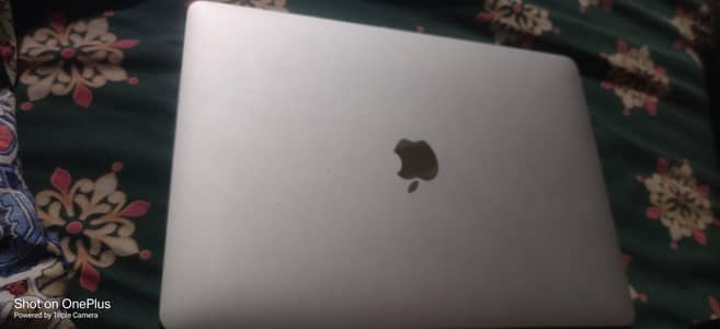 MacBook 2020 M1