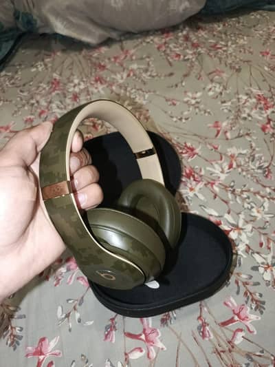 Beats studio 3 camo ANC wireless headphones