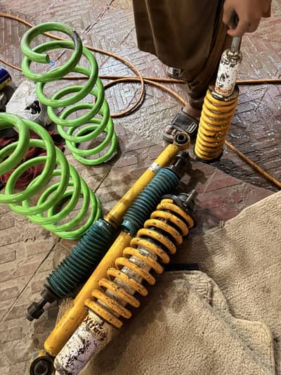 AMADA EXTREME SHOCKS & IRON MAN 4X4 SPRINGS