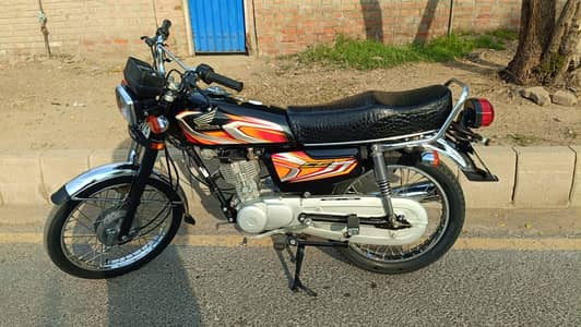 CG 125 2021/22 Black