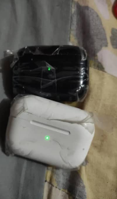 Apple airpords Gaming pods Gaming buds