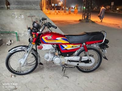 HONDA CD70 RED COLOUR