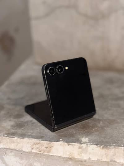 Samsung Z Flip 5 5G