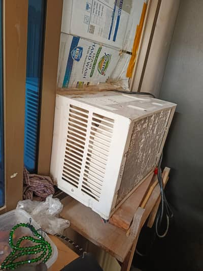 very good cooling 10/10 k room k liya buhat acha he