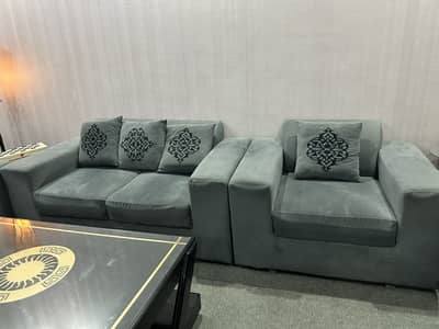 Sofa set