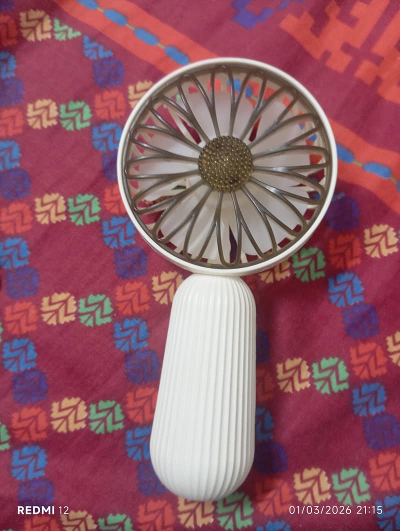 Mini fan 2