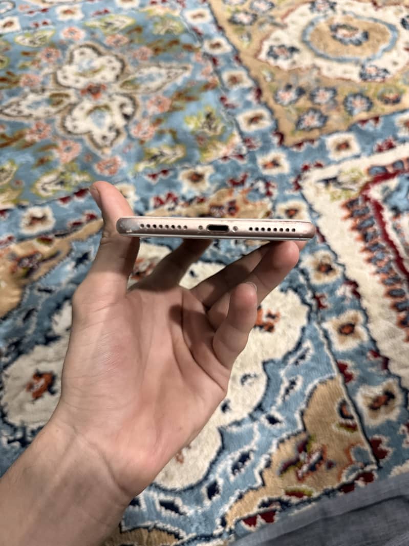 iPhone 8plus  approved 4