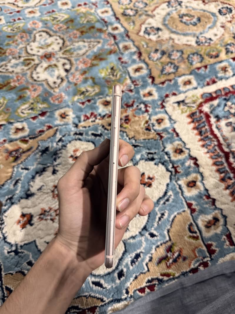 iPhone 8plus  approved 6