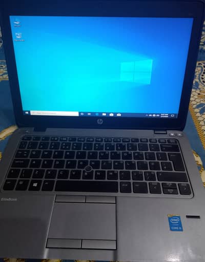 HP EliteBook 820 G2