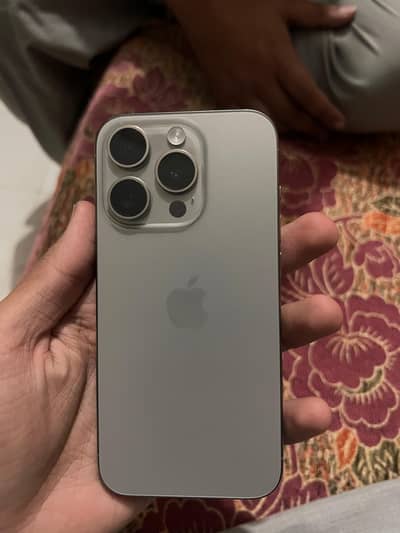 iphone 15 pro 256 gb natural titanium
