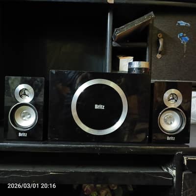 woofer Britz 2.1