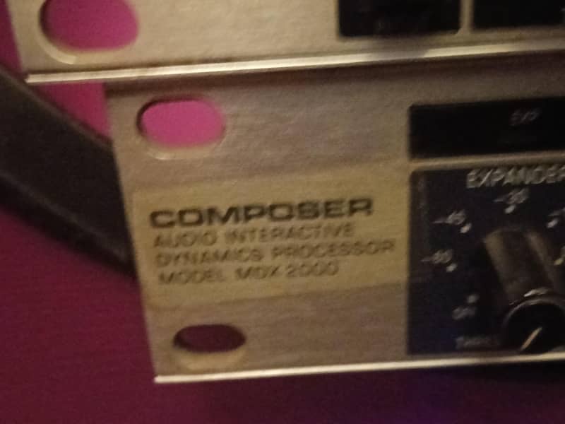 BEHRINGER 2 Channels Compressor 1
