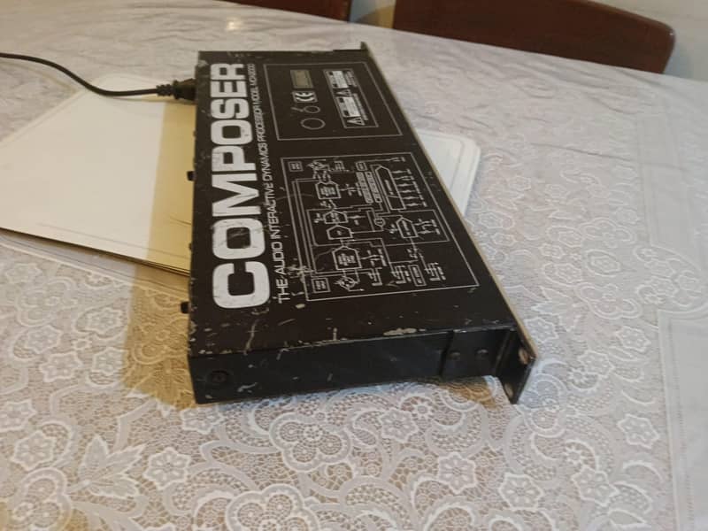 BEHRINGER 2 Channels Compressor 7