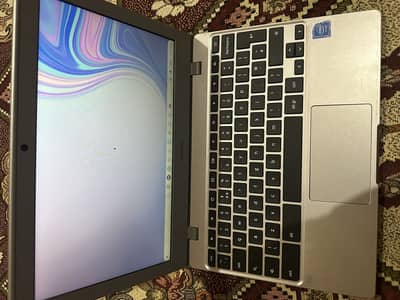 Sumsang Chrome Books