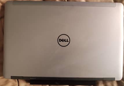 Dell Laptop i7, 4th Generation M 2800 843/256 SSD