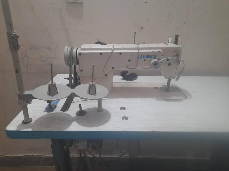 sewing machine 4